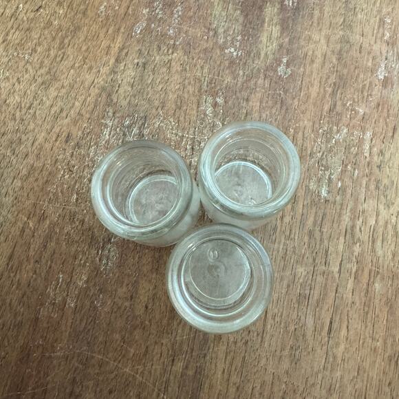 Owens Illinois Set of 3 Small Glass Vials Jars Decorative bud vase shelf decor - Picture 3 of 7